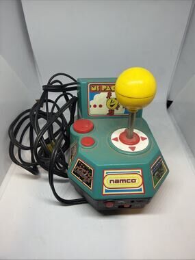 Namco 5-in-1 TV Plug N Play 2004 Jakks Pacific Ms Pac Man Arcade Tested Working